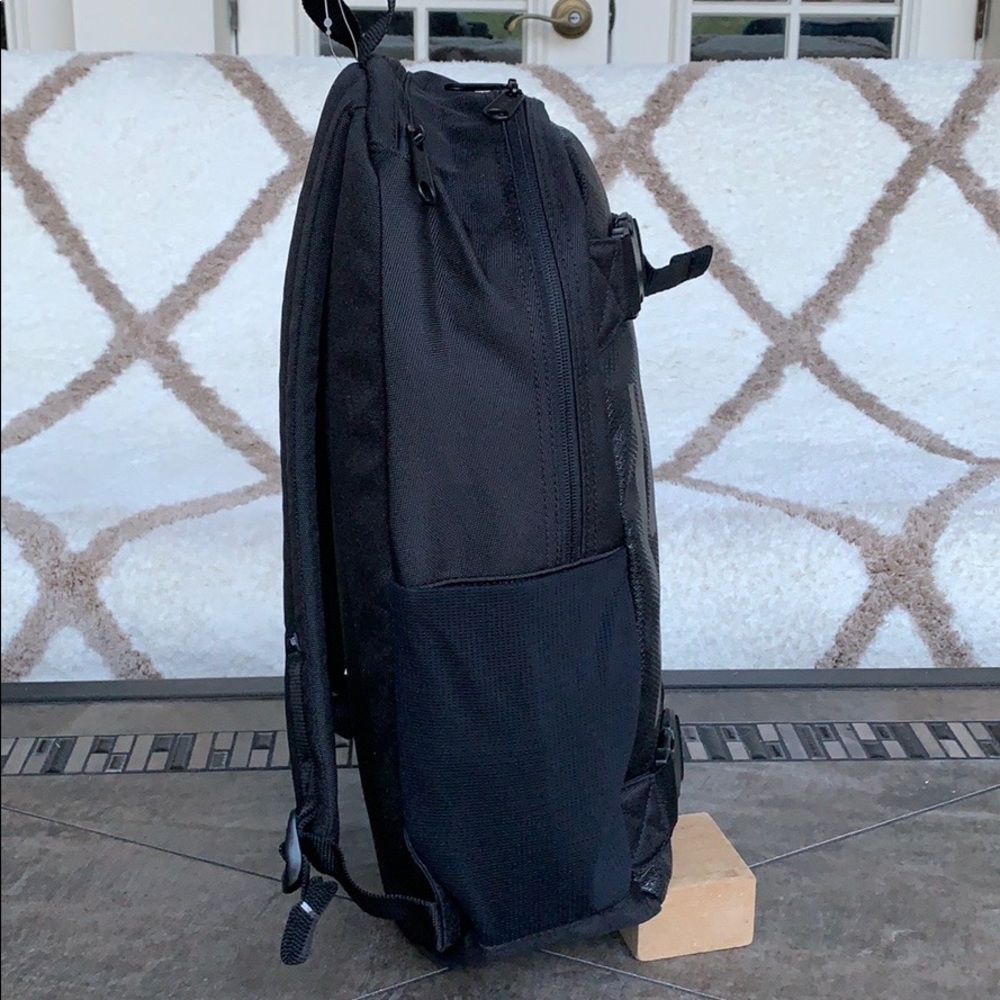 Vans Unisex Essential Skateboard Backpack Laptop - Picture 15 of 16